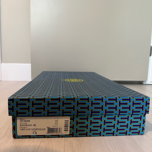 Tory Burch Claremont Quilted Vegan Leather Boot Size: 7.5 w/Gold Metal Details - Picture 5 of 13